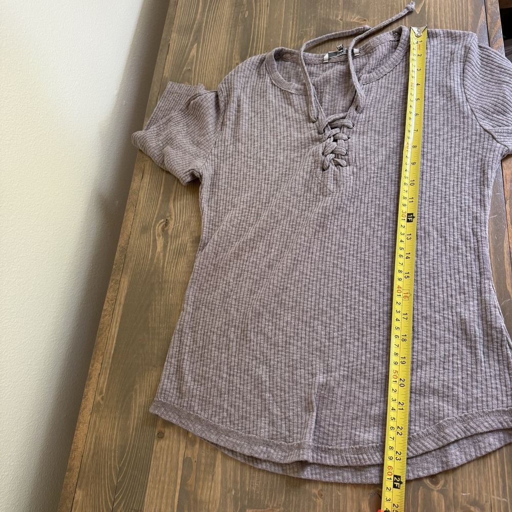 BKE Womens Medium Taupe Brown Ribbed Scoop Neck Short Sleeve Shirt - Picture 7 of 7